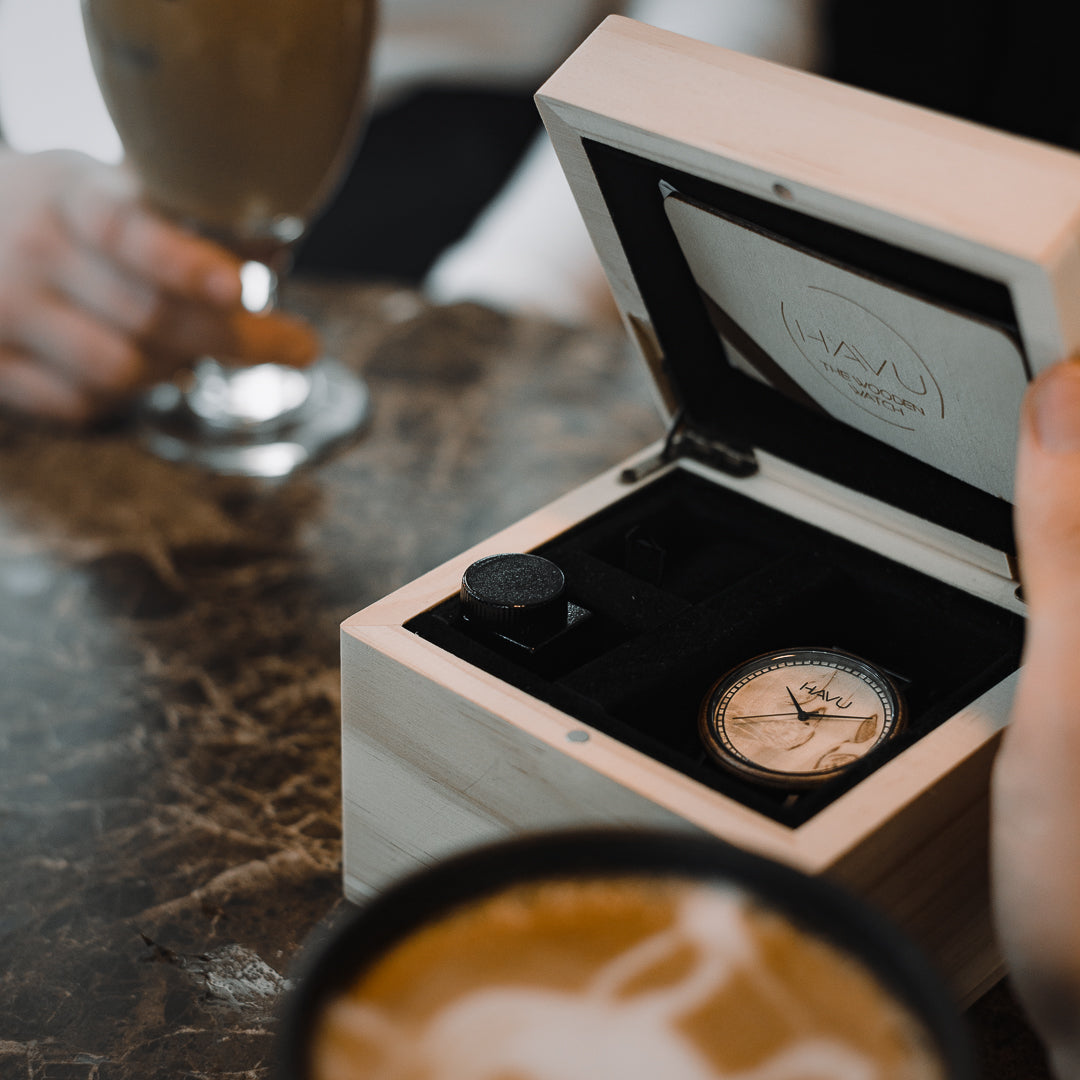 Aava (42 mm)
Crafted from Finnish Curly Birch