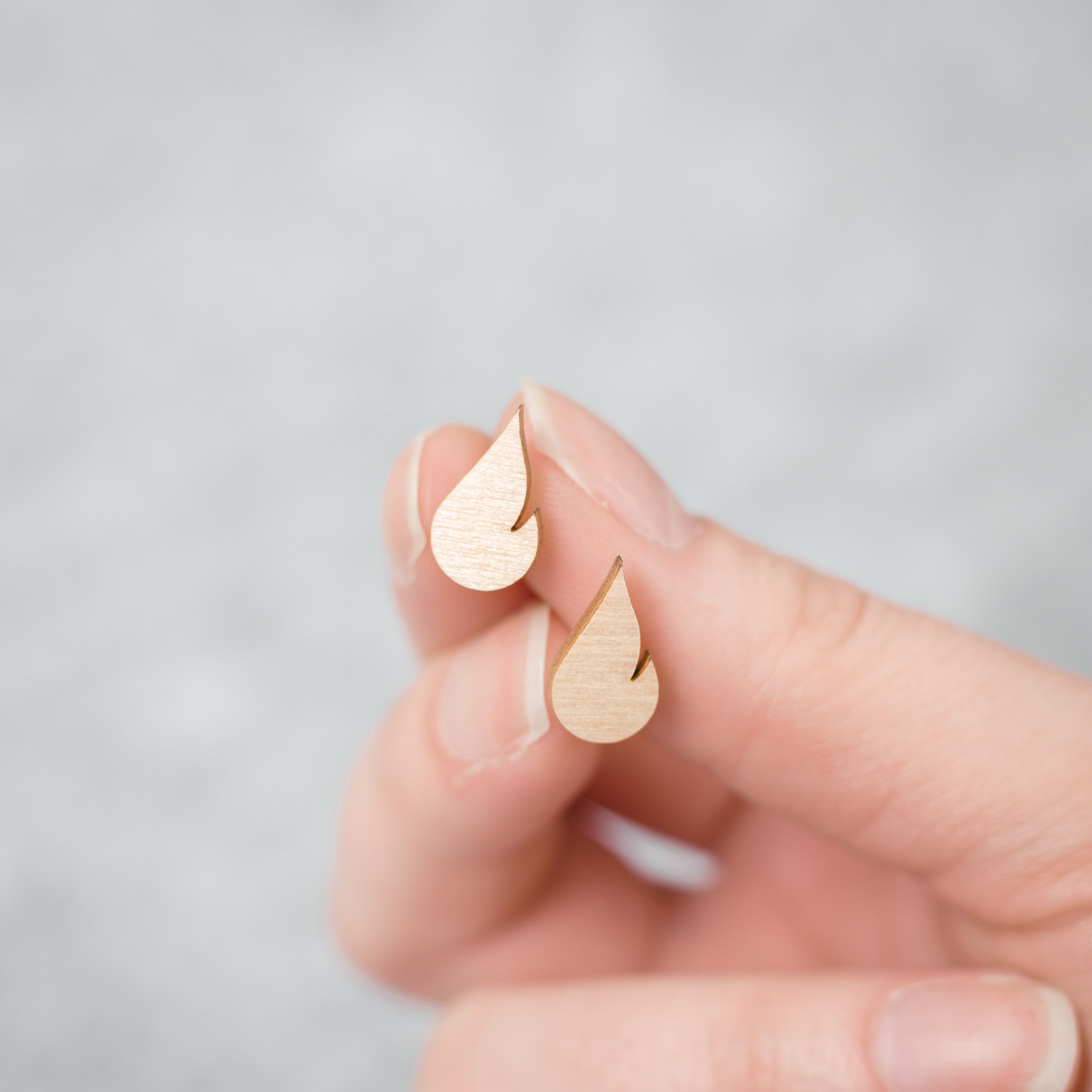 Wooden earrings - Roihu