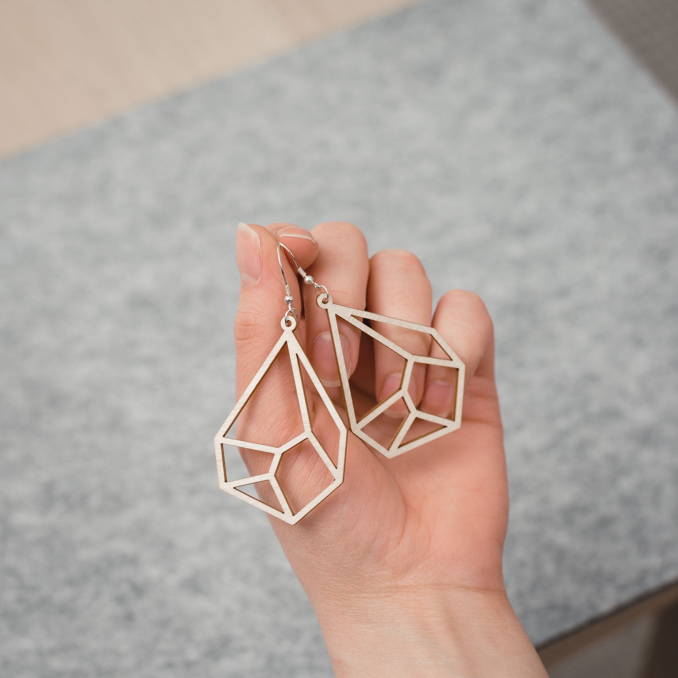 Wooden earrings - Lähde