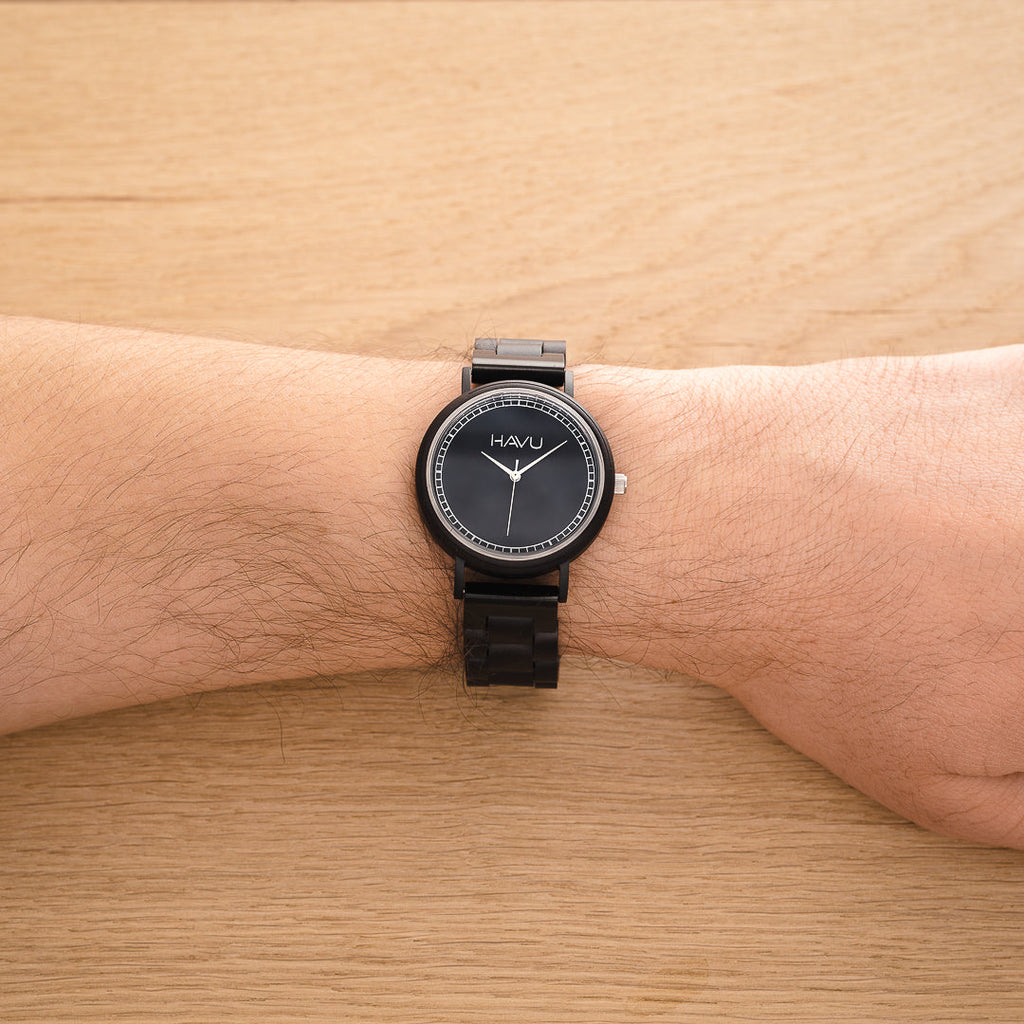 Virta - (42mm) Wristwatch, Unisex