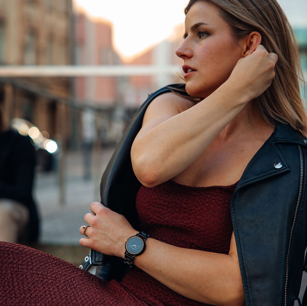 Aura - (38mm) Wristwatch, Unisex