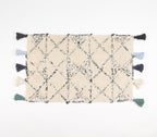 Hand Tufted & Tasseled Geometric Pattern Bath Mat, 75x50cm