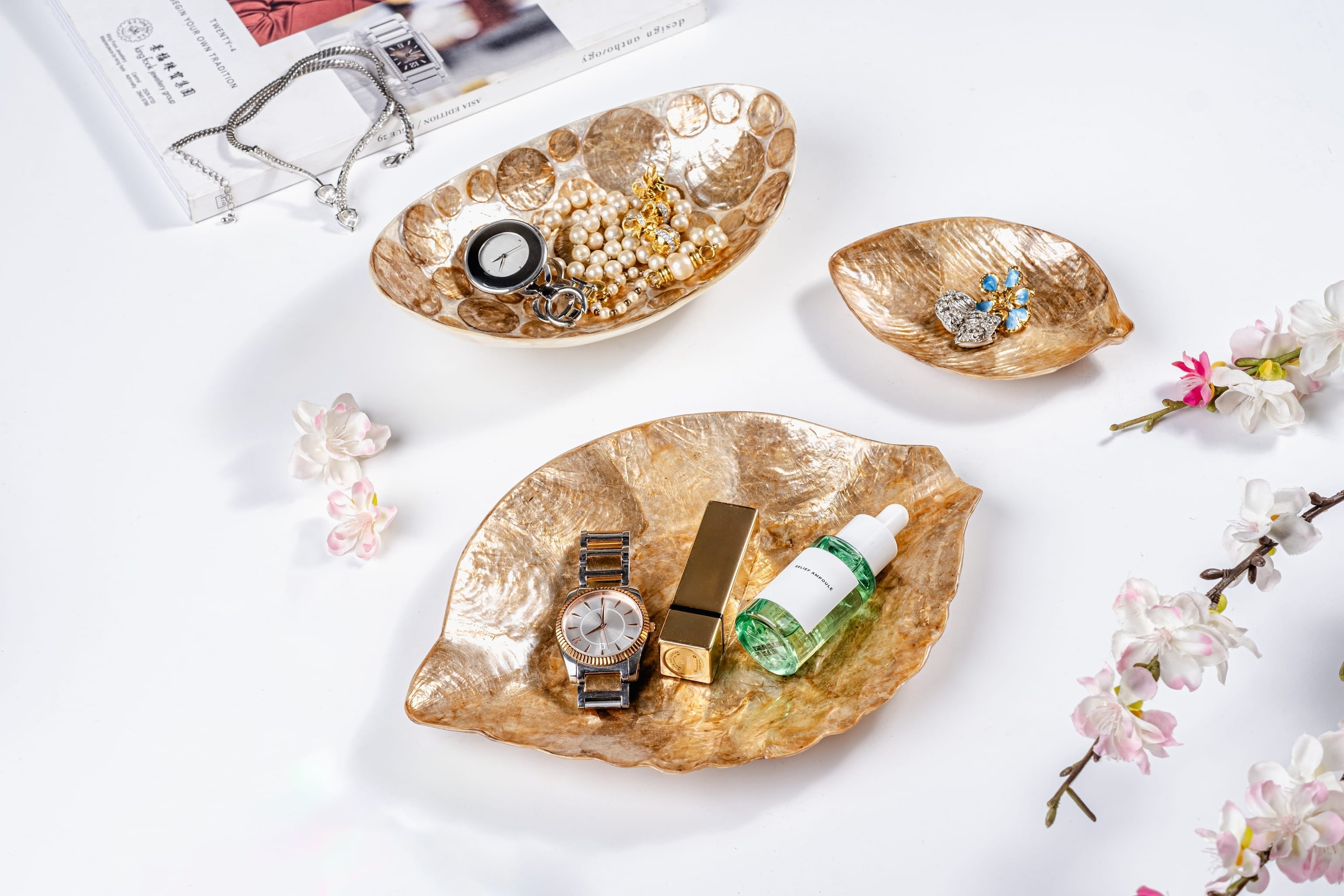Small Leaf Dish - Golden Capiz